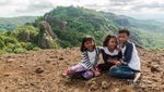 Serunya Ajak Anak-anak Trekking ke Gunung Api Purba Nglanggeran