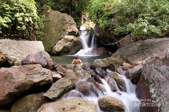 Si Perawan Cantik dari Padang