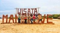 Wisata bareng sahabat