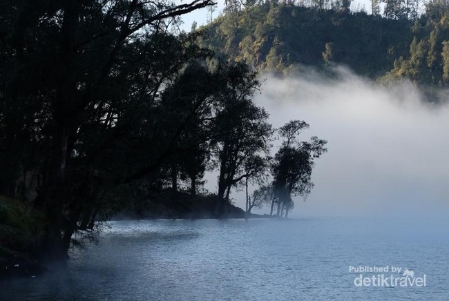 Sudah Lihat Kampung Warna-warni Pendaki di Ranu Kumbolo?