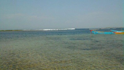 Suguhan Pantai Ujung Genteng