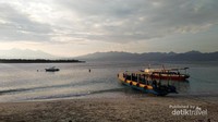 Suasana pagi hari dekat Pelabuhan di Gili Trawangan