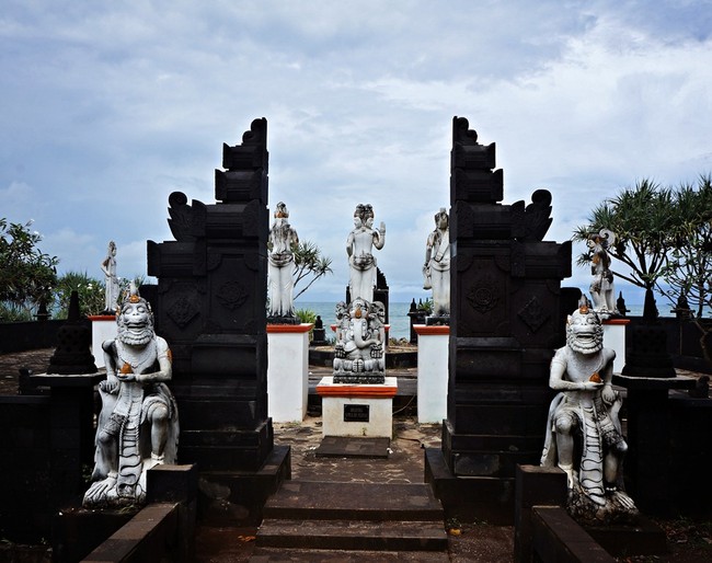 Tanah Lot? Bukan, Ini Pantai di Gunungkidul