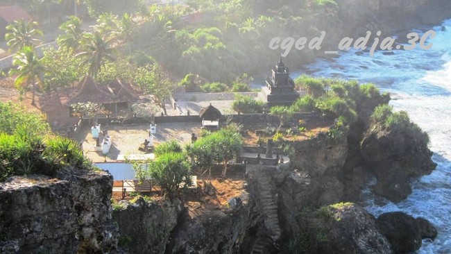 Tanah Lot Versi Jawa di Gunungkidul