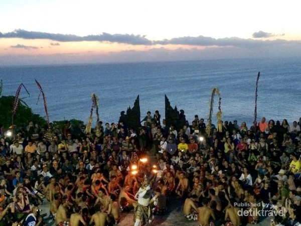 Tari Kecak, Budaya dan Alam yang Menyatu