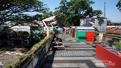 Tempat Kece di Bandung: Teras Cihampelas