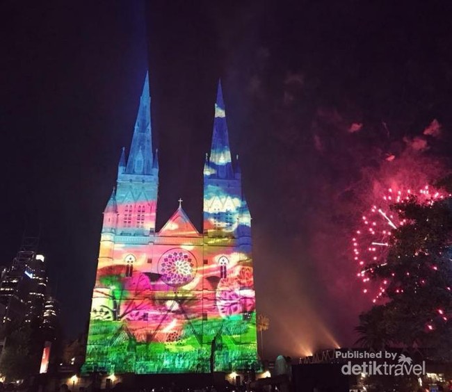 Tempat keren Untuk Selfie Bertemakan Natal di Sydney