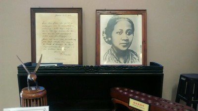 Tempat Mengenal Kartini Lebih Dekat