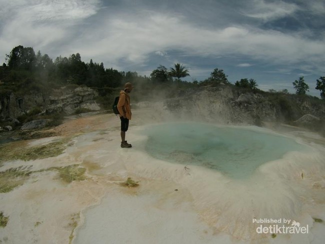 Ternyata, Sumatera Utara Punya Tempat Relaks yang Cakep!