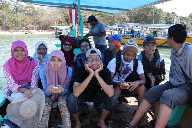 Trekking Seru Tanpa Pemandu di Pulau Sempu, Siapa Takut!