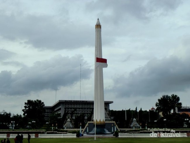 Tugu Pahlawan Monas Nya Surabaya