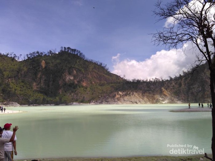 Turun ke Kawah Gunung Api di Bandung, Siapa Takut?
