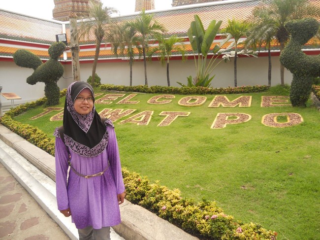 Warna-warni Vihara Wat Pho di Bangkok