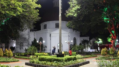 WIsata Malam di Semarang, Mau?