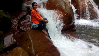 Wisata Seru di Curug Sewu Bogor