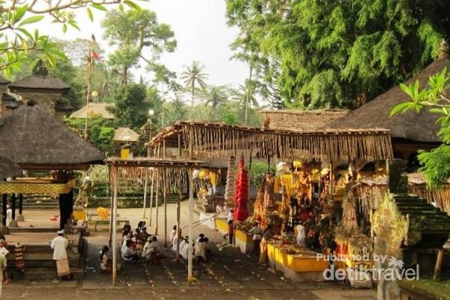 Wow! Ada Pura 1.000 Tahun di Bali