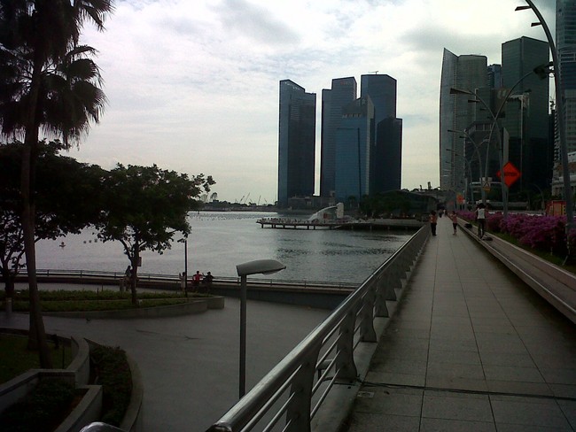 Yang Tak Boleh Terlewat di Singapura: Merlion Park