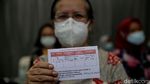 Giliran Nakes Berusia Lanjut yang Disuntik Vaksin Corona