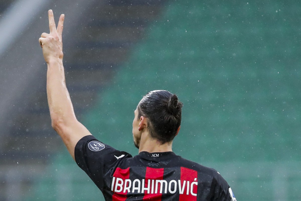 Giroud Segera Datang, Milan Akan punya Dua Penyerang Veteran (AP)