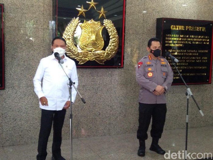 Jumpa pers Kapolri Jenderal Listyo Sigit Prabowo dan Menpora Zainudin Amali