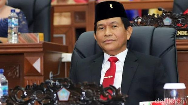 Ketua DPRD Sulut, Franciscus Silangen (Trisno Mais/detikcom)