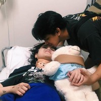 Tanggung jawab plis HAHAHAH bayar juga dah setahun lebih gak ada sepeser pun dibantu, tulis salah satu keterangan dalam unggahan Laura. Foto: Instagram/@edlnlaura