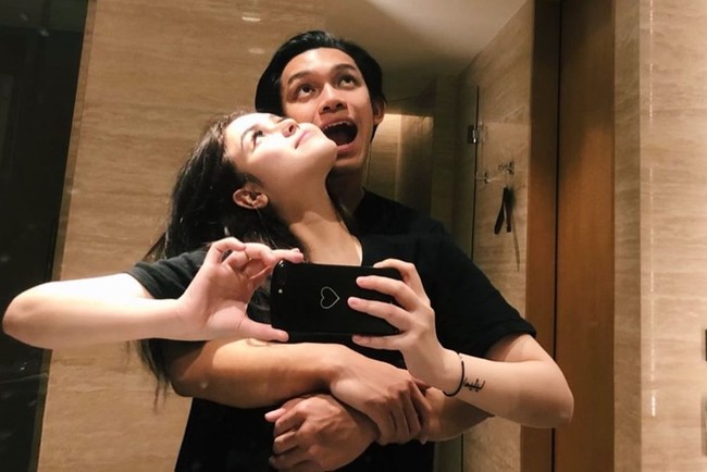 Dalam salah satu unggahannya, Laura juga mengungkapkan bahwa Gaga ternyata tak pernah bertanggung jawab atas apa yang dilakukannya. Setelah menyebabkan Laura harus masuk ke rumah sakit karena Gaga mengendarai mobil saat tengah mabuk dan kecelakaan, Gaga ternyata tidak pernah membiayai biaya rumah sakit Laura. Foto: Instagram/@edlnlaura