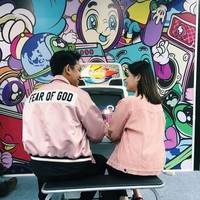 Melalui Instagram Storynya, Laura mengaku bersyukur setelah putus dari mantannya itu. Udah lama kali (putus) dan aku bersyukur banget bisa lepas dari dia, tulis Laura. Foto: Instagram/@edlnlaura