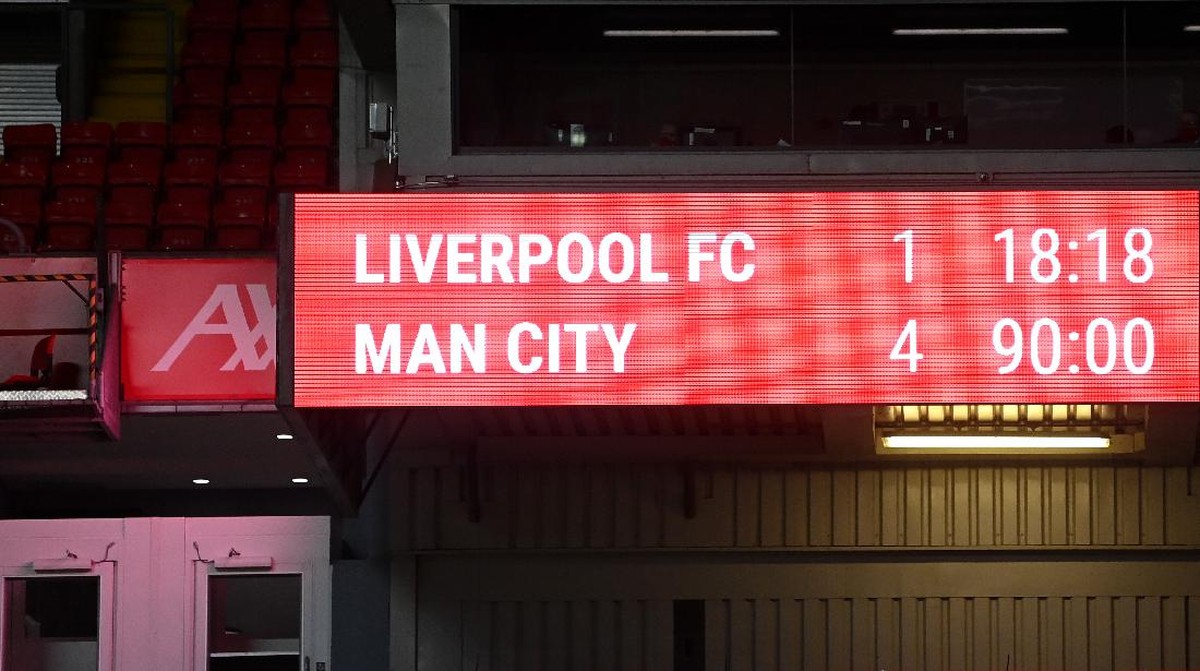 Liverpool kalah 1-4 dari Manchester City di Anfield. (Foto: Getty Images/Laurence Griffiths)