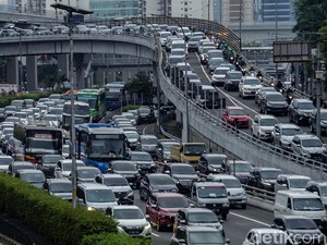 PPKM Mikro Longgarkan Aturan WFH, Ini Alasannya