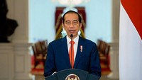 Presiden Jokowi turut mengatur ihwal kejadian ikutan pasca vaksinasi dalam perpres terbarunya soal vaksin COVID-19.  ANTARA FOTO/Zabur Karuru  
