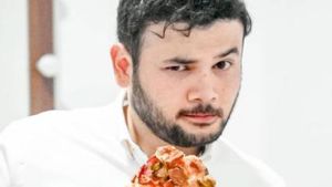 10 Potret Kuliner Ridho Rhoma yang Suka Pizza dan Ngopi
