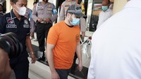 Penampakan Ridho Rhoma setelah ditangkap. Foto: Palevi/detikcom