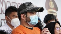 Ridho Rhoma dihadirkan dalam rilis di hadapan para awak media. Foto: Palevi/detikcom