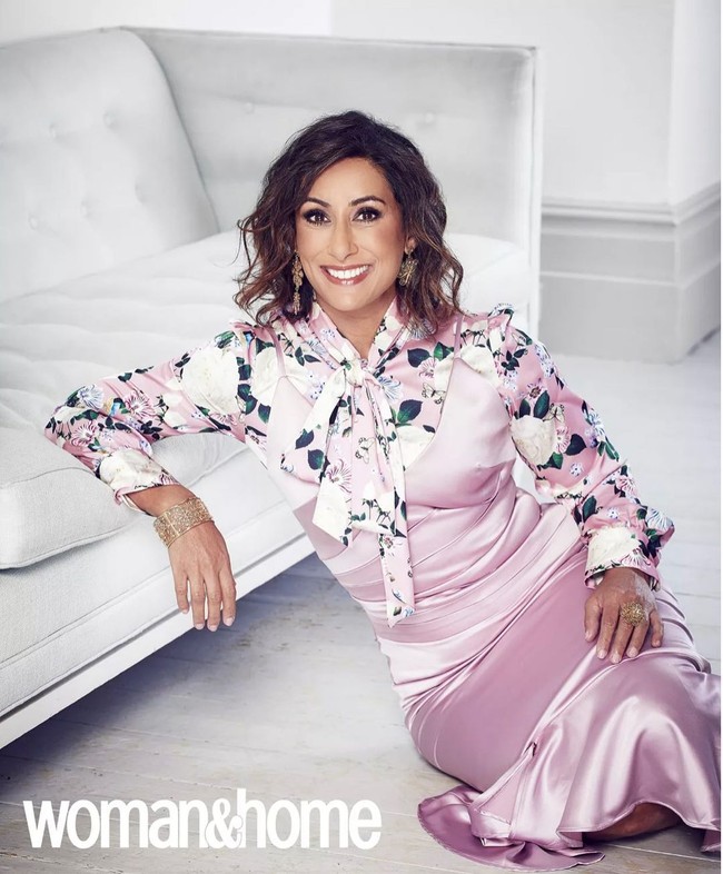 Sebagai seorang muslim, Saira pun lelah dengan cibiran dari wanita muslim lainnya. Entah itu busananya yang dinilai terlelu terbuka hingga gaya hidupnya yang tak sesuai dengan aturan agama.  Foto: Instagram