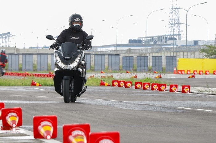 Test ride Honda PCX 160