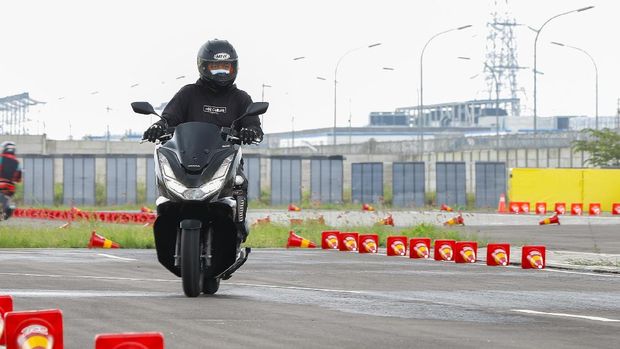 Test ride Honda PCX 160 Test ride Honda PCX 160