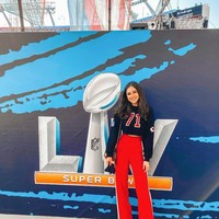 Brooke Lynn merupakan model yang menikah dengan atlet Mitchell Schwartz dari tim Kansas City Chiefs. Brooke tampak excited menyambut pertandingan yang cukup penting dalam karier suaminya ini. Dalam salah satu foto, ia terlihat memakai setelan sporty yang stylish. Foto: Instagram