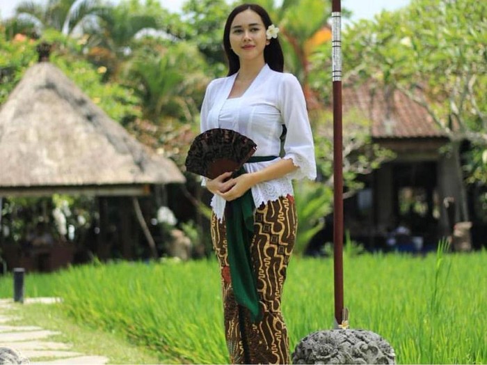 Aura Kasih