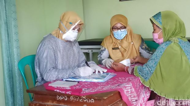 Banjir di Desa Prampelan, Kecamatan Sayung, Demak, Selasa (9/2/2021).
