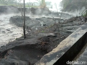 Banjir Lahar Dingin Gunung Semeru Terjadi di Dua Titik
