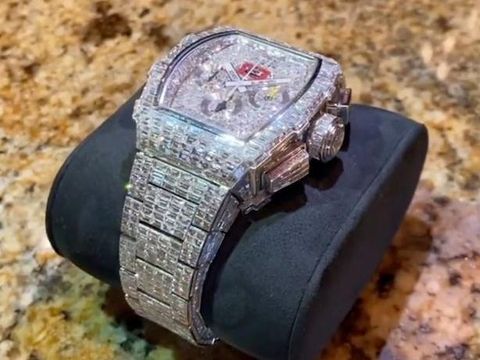 Jam tangan mewah seharga Rp 250 miliar milik Floyd Mayweather Jr.