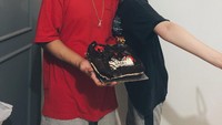 Klarifikasi tersebut justru membuat netizen semakin kesal. Berbagai komentar hujatan pun memenuhi kolom komentar di Instagram Gaga Muhammad. Foto: Instagram @gagamuhammad