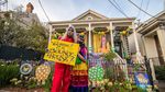 Foto: Karnaval Mardi Gras dalam Bentuk Menghias Rumah
