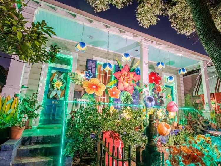 Foto: Karnaval Mardi Gras dalam Bentuk Menghias Rumah