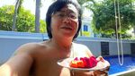 Momen Makan Ari Lasso yang Doyan Banget Makanan Jepang dan Buah Segar