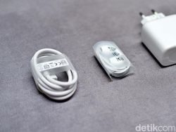 Unboxing Oppo Reno 5 5G, Ponsel Rp 7 Juta Punya Fitur Menggoda