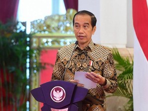 Jokowi Sebut Angka Kematian Nakes Menurun Berkat Vaksinasi COVID-19