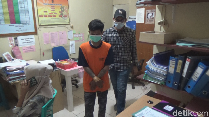 Pria di Makassar penganiaya balita anak pacar ditangkap Polsek Panakkukang (Reinhard Soplantila/detikcom)