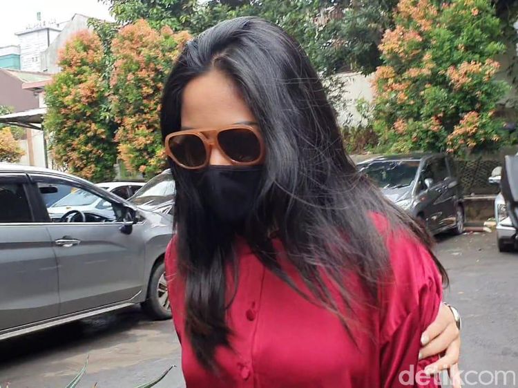 5 Foto Rachel Vennya Jalani Sidang Cerai